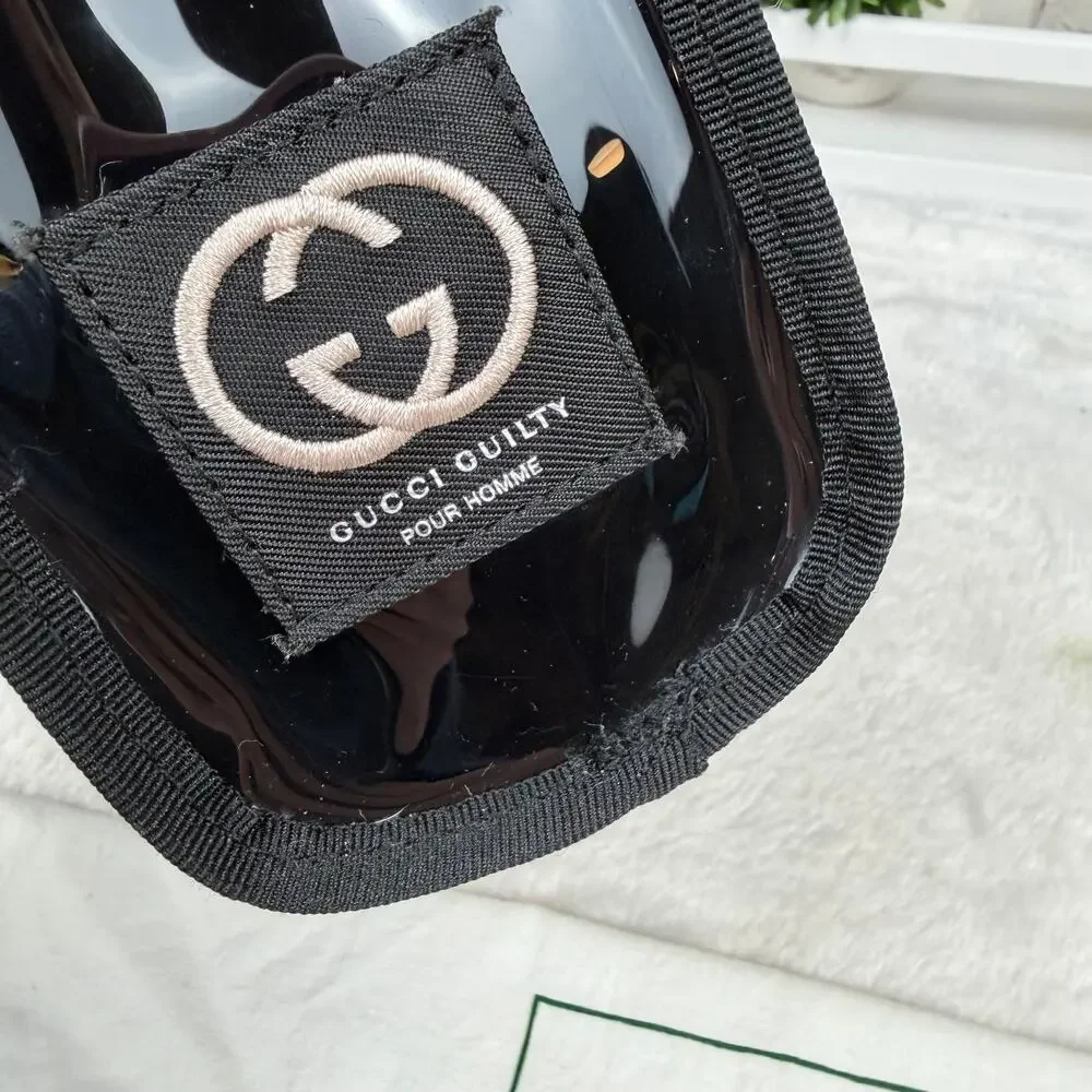 Gucci Guilty clear tinted parfum beauty count makeup crossbody bag with strap - Picture 13 of 16
